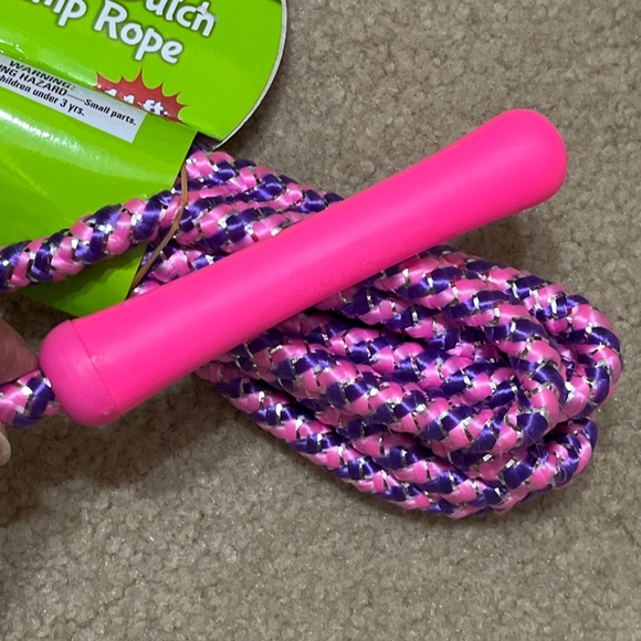 NEW Outdoor Fun Set – Pink Double Dutch Jump Rope + Chalked Stencil Pack - Picture 5 of 8